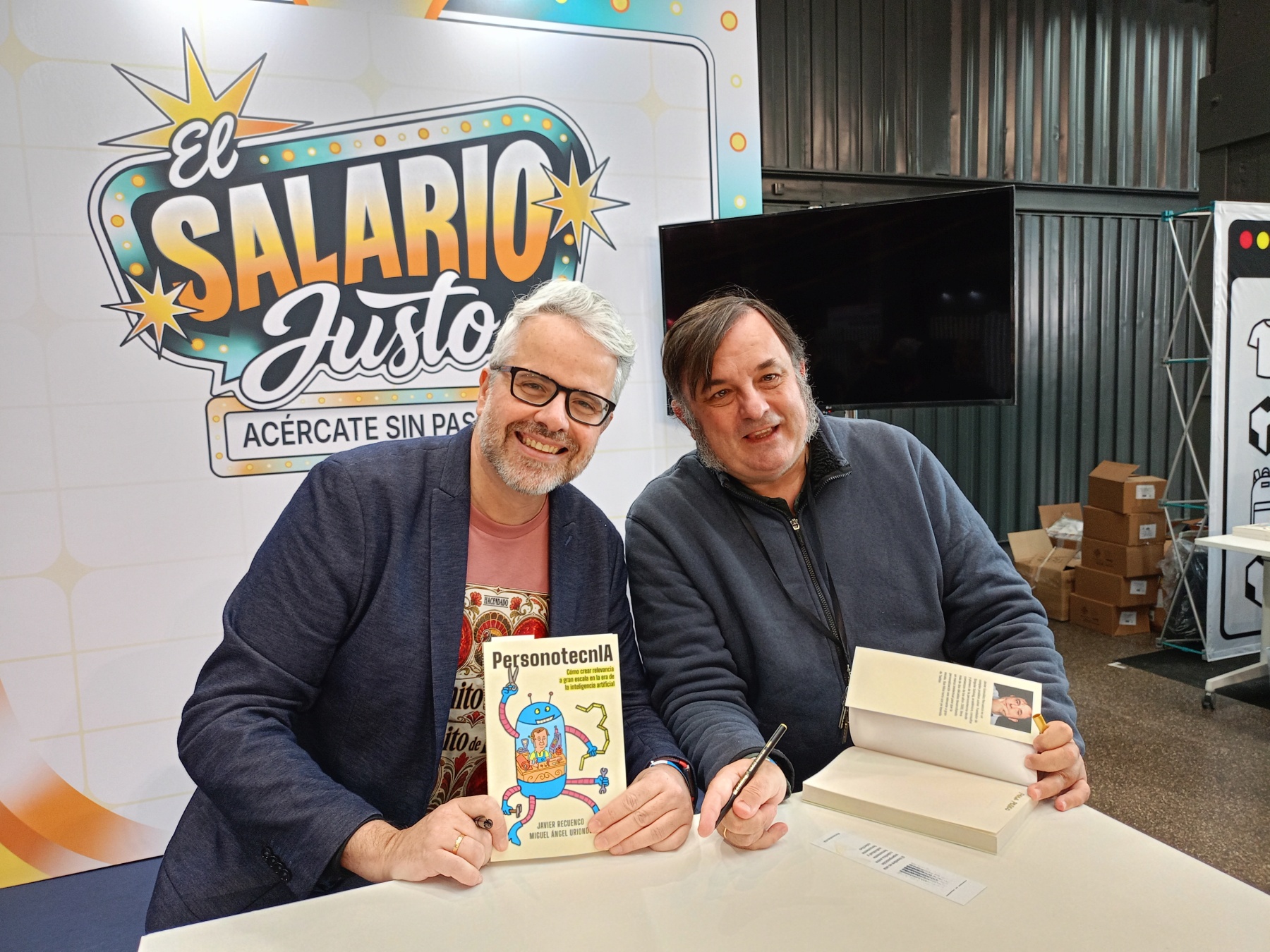 Javier Recuenco y Miguel Ángel Uriondo: «El gran invento de la inteligencia artificial es llamar alucinaciones al “no tengo ni puta idea”» 1 131314 002