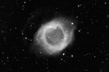 La nebulosa de la hélice (o NGC 7293), a unos 700 años luz de la Tierra. Foto NASA. fin del mundo